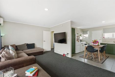 Photo of property in 3/112 Gossamer Drive, Pakuranga Heights, Auckland, 2010