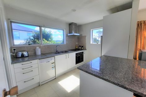 Photo of property in 1/27 Shanaway Rise, Hillcrest, Auckland, 0627