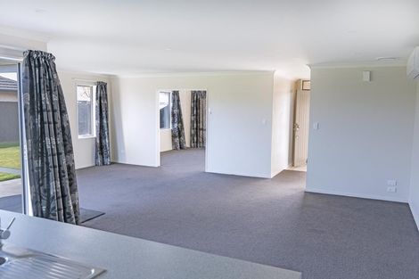 Photo of property in 52 Newman Road, Rolleston, 7614