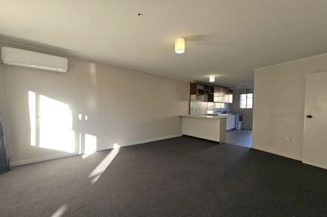 Photo of property in 3/35 Mana Esplanade, Paremata, Porirua, 5026