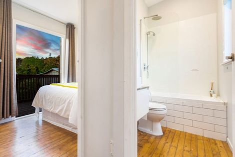 Photo of property in 637 Swanson Road, Swanson, Auckland, 0612