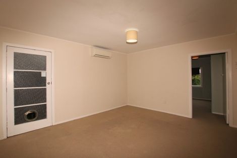 Photo of property in 41 Derwent Crescent, Titirangi, Auckland, 0604