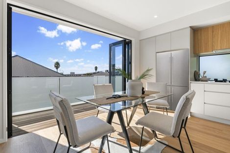Photo of property in 16e Killarney Street, Takapuna, 0622