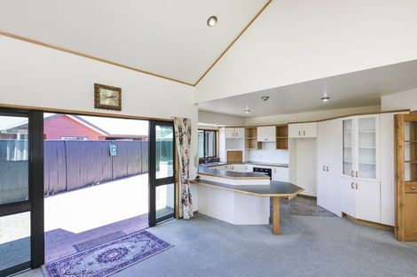 Photo of property in 16 Tudor Grove, Feilding, 4702