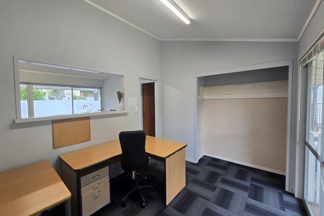Photo of property in 43 Welcome Bay Road, Welcome Bay, Tauranga, 3112