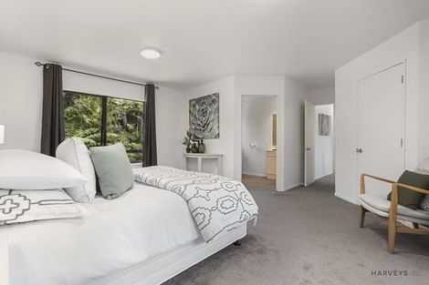 Photo of property in 15 Jays Road, Titirangi, Auckland, 0604