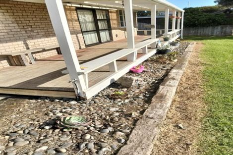 Photo of property in 121 Maunsell Road, Port Waikato, Tuakau, 2695
