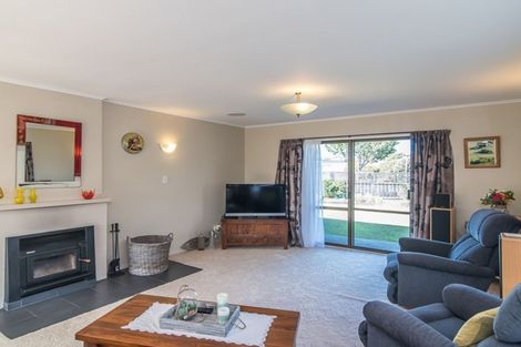 Photo of property in 39 Belvedere Avenue, Waikanae, 5036
