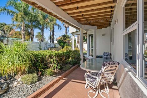 Photo of property in 2 Seychelles Drive, Papamoa Beach, Papamoa, 3118