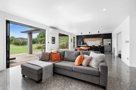 Photo of property in 5 Keystone Place, Te Kamo, Kamo, 0185