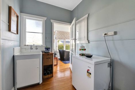 Photo of property in 11 Miranda Street, Stratford, 4332