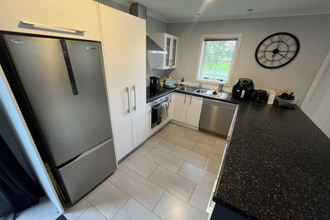 Photo of property in 27 Queens Park Crescent, Frankton, Hamilton, 3204