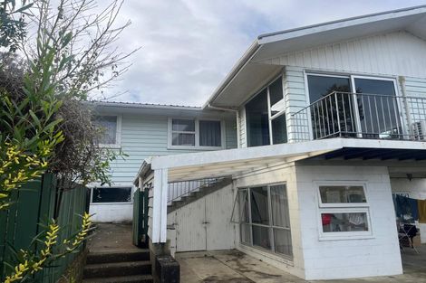 Photo of property in 15 Ellesmere Crescent, Pakuranga Heights, Auckland, 2010