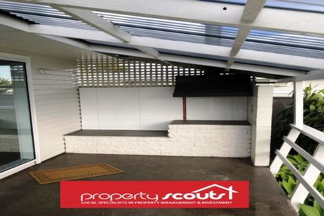 Photo of property in 76 Gloria Avenue, Te Atatu Peninsula, Auckland, 0610