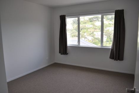 Photo of property in 10 Kopiko Way, Brooklyn, Wellington, 6021