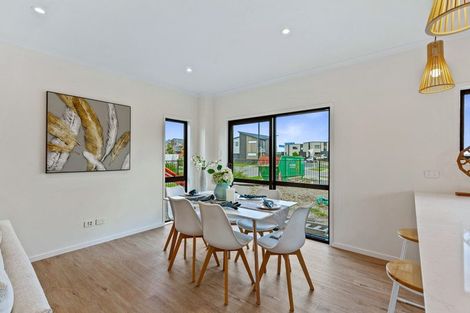 Photo of property in 39 Bristol Freighter Road, Hobsonville, 0616