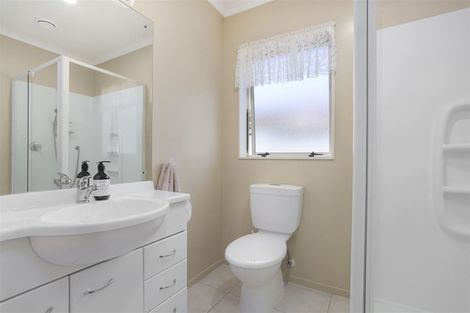 Photo of property in 7 Richfield Crescent, Westgate, Auckland, 0614