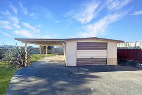 Photo of property in 38 Miro Street, Castlecliff, Whanganui, 4501