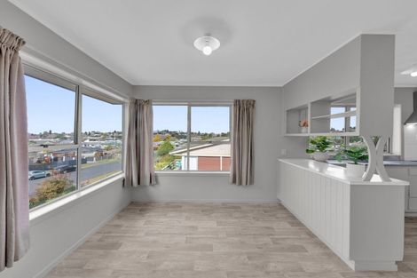 Photo of property in 15 Maple Avenue, Dinsdale, Hamilton, 3204