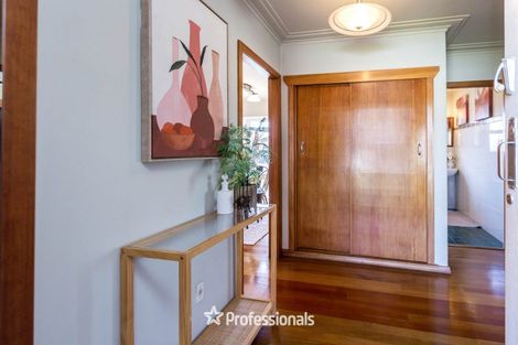 Photo of property in 8 Coates Grove, Silverstream, Upper Hutt, 5019