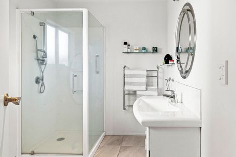 Photo of property in 1/40 The Esplanade, Westshore, Napier, 4110