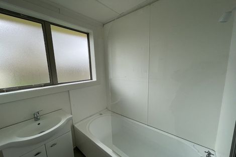 Photo of property in 66 Adamson Crescent, Glengarry, Invercargill, 9810