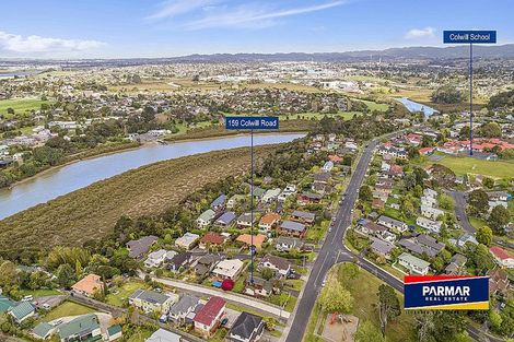 Photo of property in 159 Colwill Road, Massey, Auckland, 0614