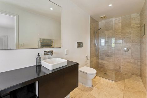 Photo of property in 8 Alfred Street, Northcote Point, Auckland, 0627