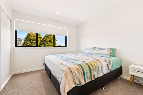 Photo of property in 4/2 Brandon Road, Glen Eden, Auckland, 0602