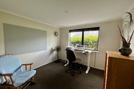 Photo of property in 58 Sandhurst Drive, Papamoa Beach, Papamoa, 3118