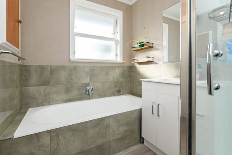 Photo of property in 5 Mcclure Street, Feilding, 4702