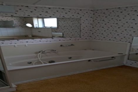 Photo of property in 1-2/144 Kolmar Road, Papatoetoe, Auckland, 2025