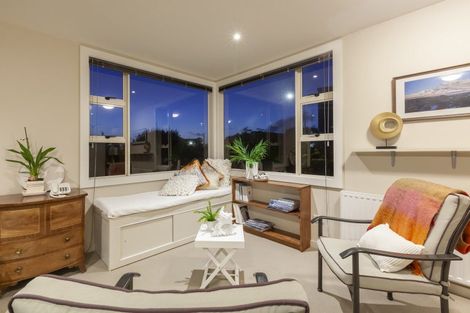 Photo of property in 3 Golf Road, Paraparaumu Beach, Paraparaumu, 5032