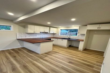 Photo of property in 176 Henderson Valley Road, Henderson, Auckland, 0612