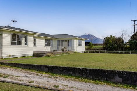 Photo of property in 198 Beaconsfield Road, Midhirst, Stratford, 4394