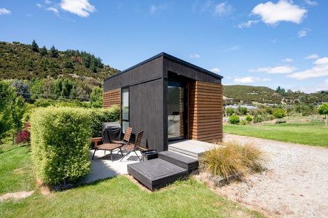 Photo of property in 672 Aubrey Road, Wanaka, 9305