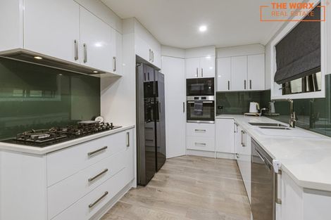 Photo of property in 37 Margaret Road, Papatoetoe, Auckland, 2025