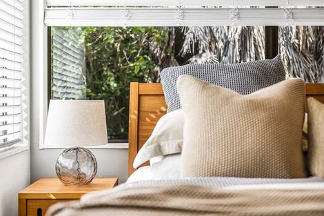 Photo of property in 2/47 Shakespeare Road, Milford, Auckland, 0620