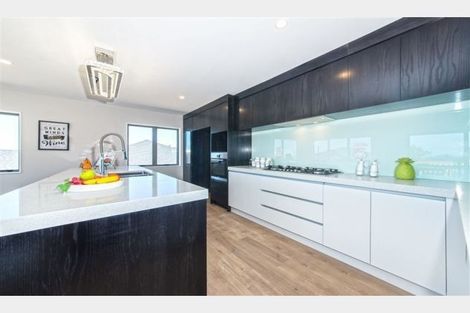 Photo of property in 218 Metcalfe Road, Ranui, Auckland, 0612