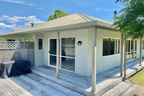Photo of property in 17 Titoki Place, Kerikeri, 0294