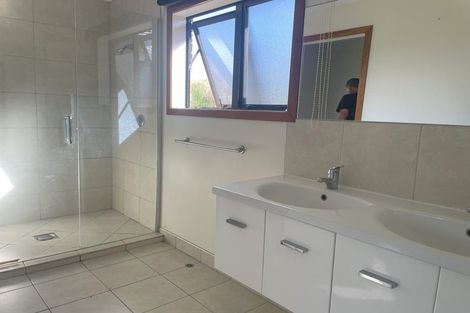 Photo of property in 70 Kirton Drive, Riverstone Terraces, Upper Hutt, 5018