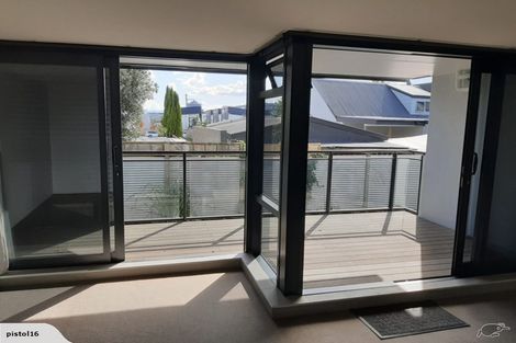 Photo of property in 2-06/424 Maunganui Road, Mount Maunganui, 3116