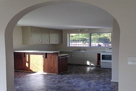 Photo of property in 42 Chipping Lane, Redwood, Christchurch, 8051