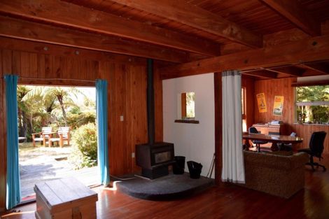 Photo of property in 107 South Terrace Road, Karamea, 7893