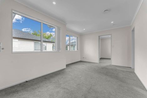 Photo of property in 95d Raglan Street, Mangere East, Auckland, 2024