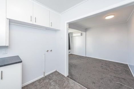 Photo of property in 1 Kupe Place, Castlecliff, Whanganui, 4501