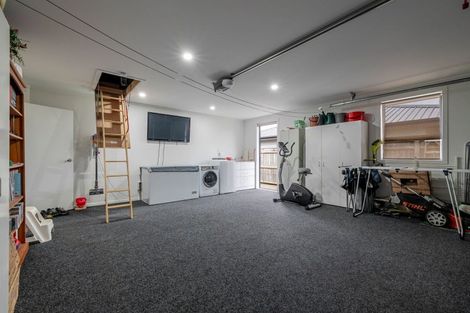 Photo of property in 1 Long Melford Road, Awapuni, Palmerston North, 4412