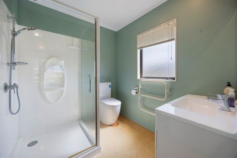 Photo of property in 8 Rimmington Drive, Hamilton Lake, Hamilton, 3204