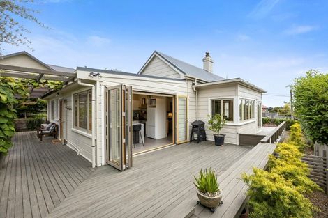 Photo of property in 9 Farquharson Street, Opoho, Dunedin, 9010