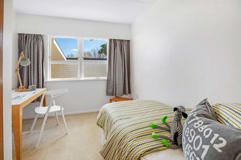 Photo of property in 16 Juliana Place, Awapuni, Palmerston North, 4412